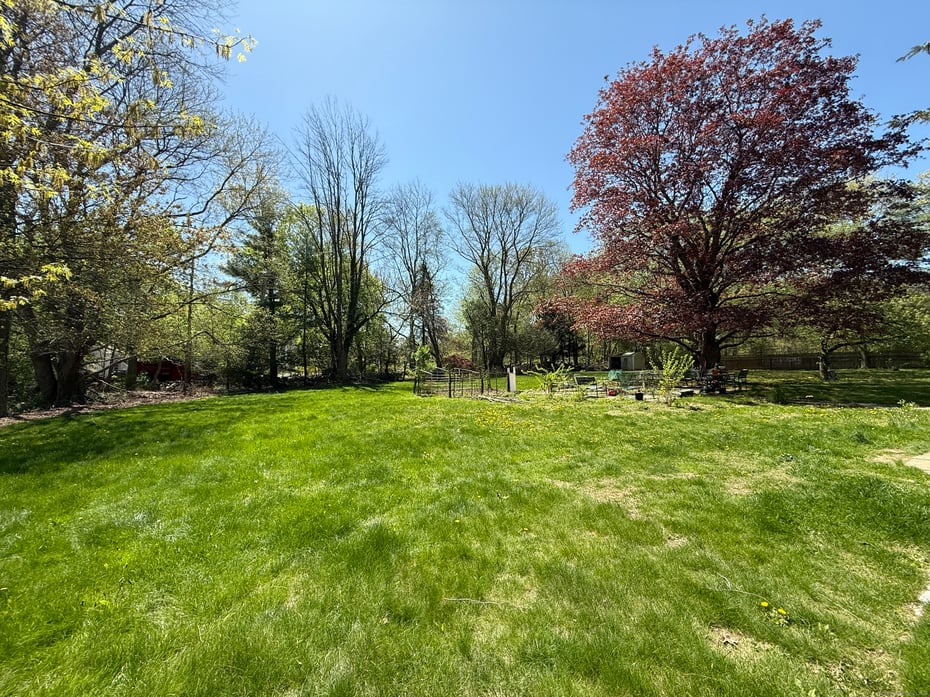 37 Barclay Drive Photo 4
