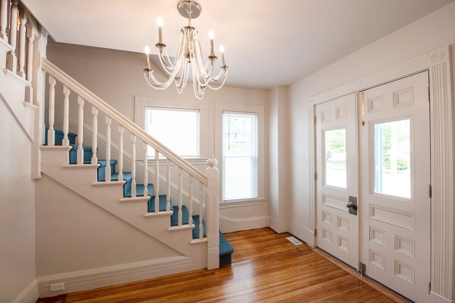 221 Broadway Photo 10