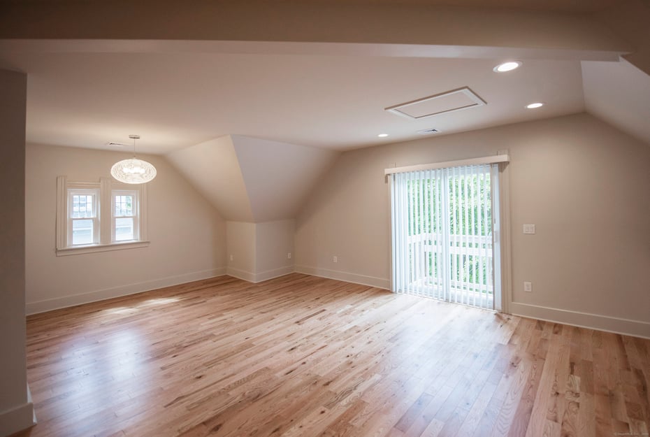 221 Broadway Photo 13