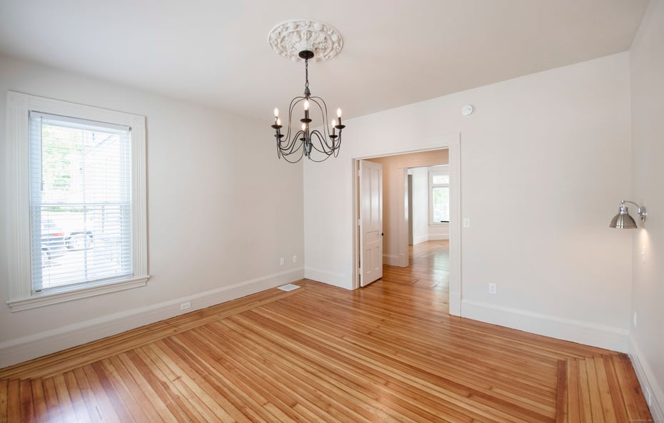 221 Broadway Photo 20