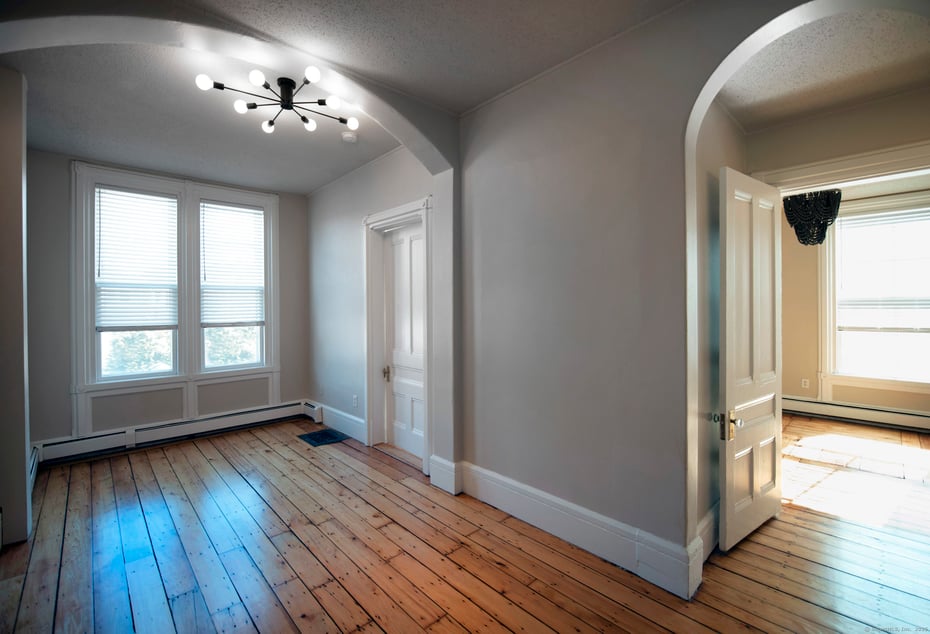 221 Broadway Photo 23
