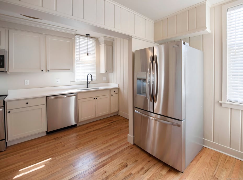 221 Broadway Photo 29