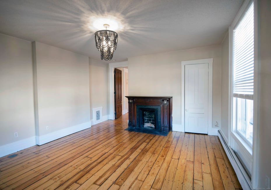 221 Broadway Photo 32