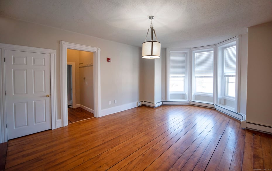 221 Broadway Photo 35
