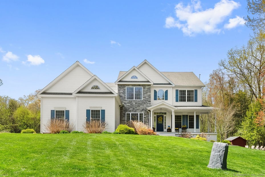 66 Laurelwood Pond Lane Photo 1