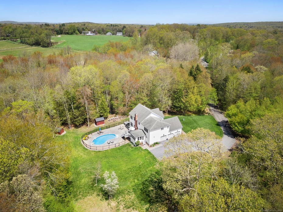 66 Laurelwood Pond Lane Photo 5