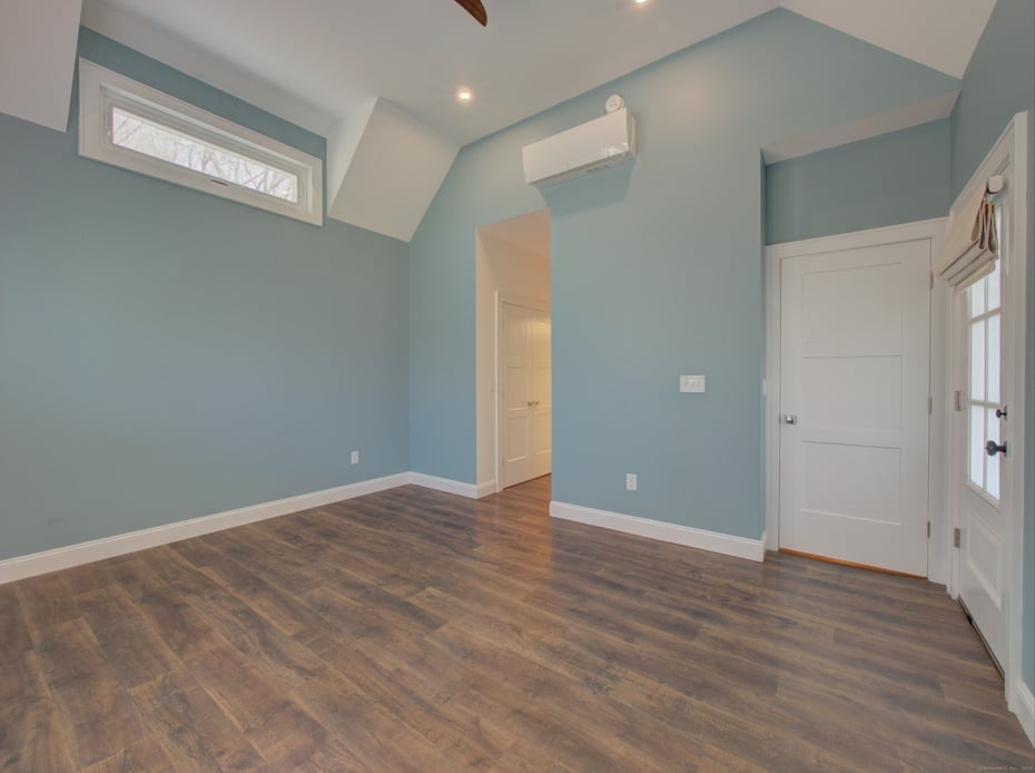 303 Cossaduck Hill Road Photo 14