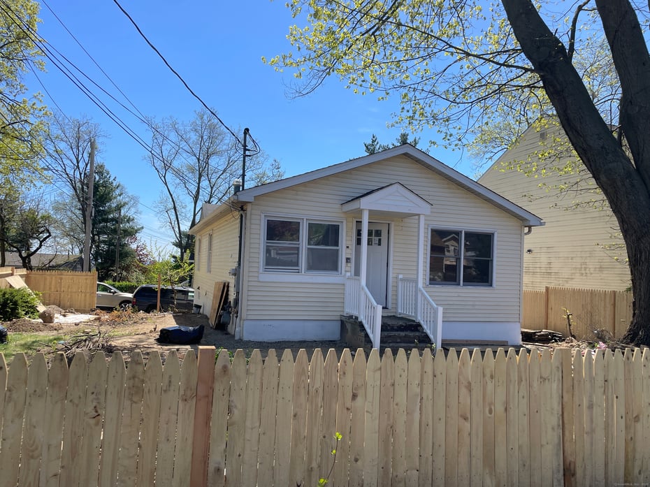 75 Edwards Street Photo 1