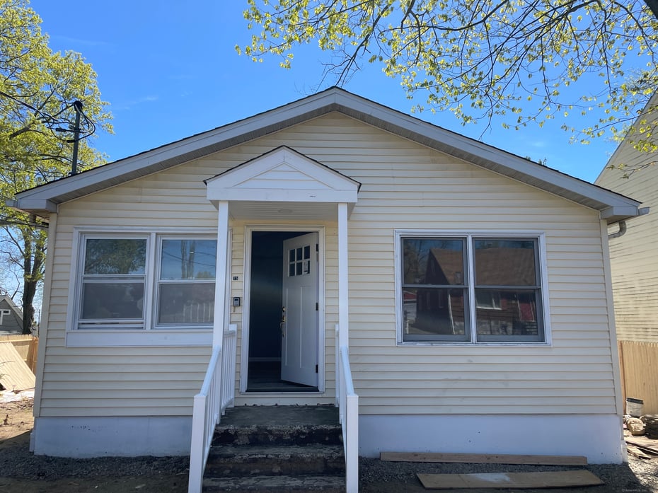 75 Edwards Street Photo 2