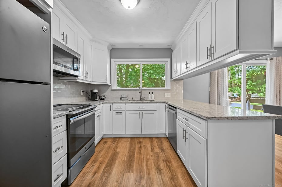 333 Vincellette Street  #25 Photo 2