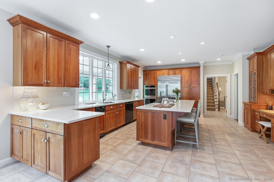 176 Peck Hill Road Photo 6
