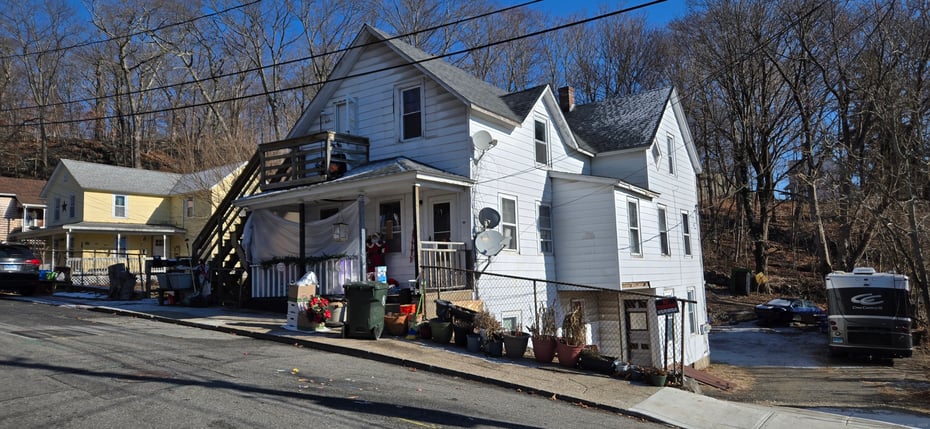 15 Platt Avenue Photo 2