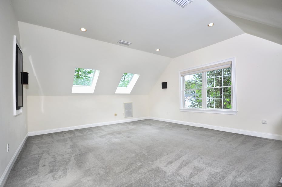 47 Pheasant Hill Road Photo 24