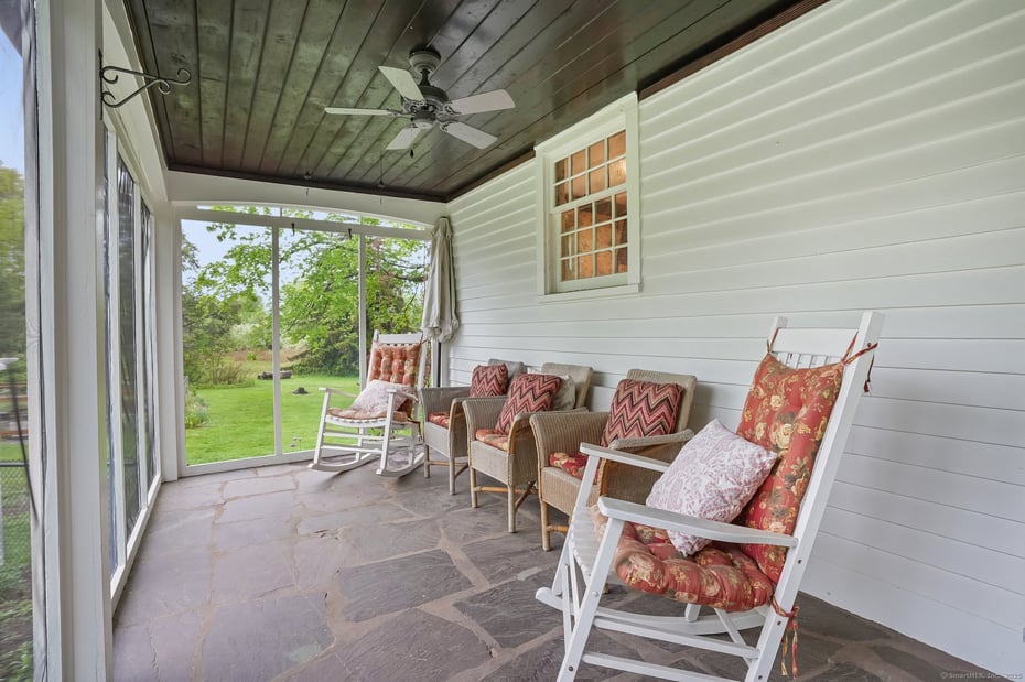 455 East Street Photo 5