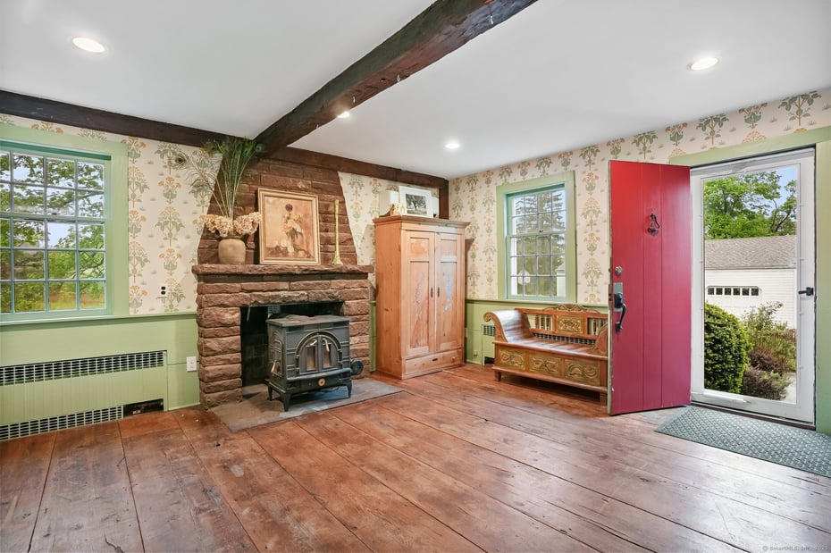 455 East Street Photo 6