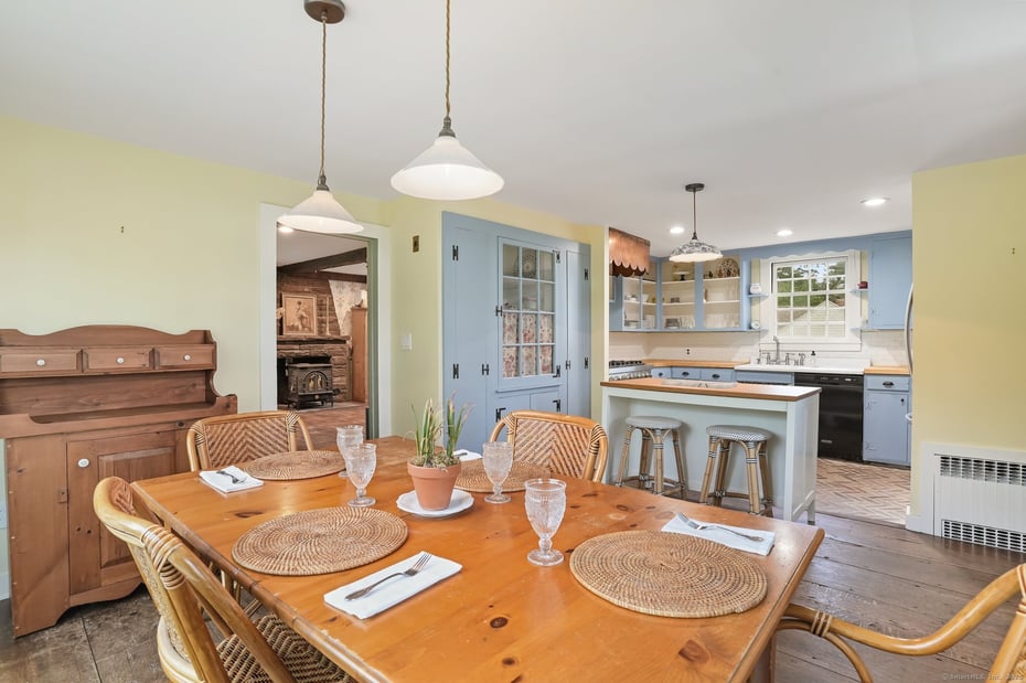 455 East Street Photo 16