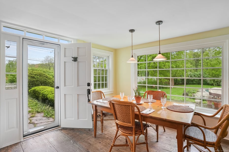 455 East Street Photo 17