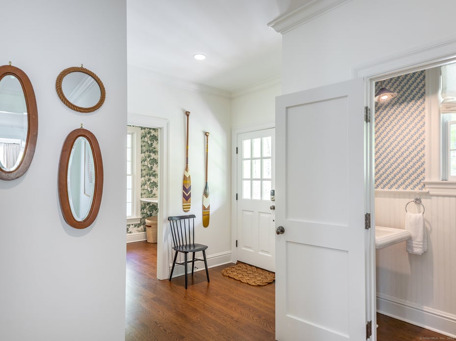 143 Tophet Road Photo 16