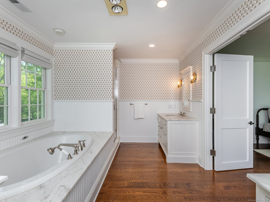 143 Tophet Road Photo 22