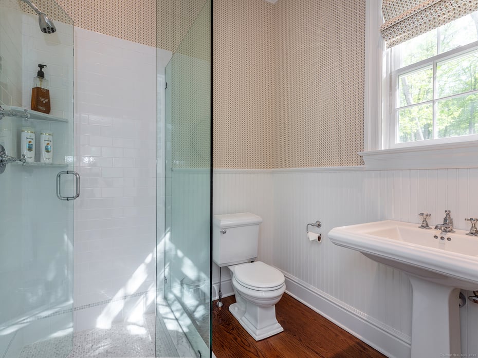 143 Tophet Road Photo 34