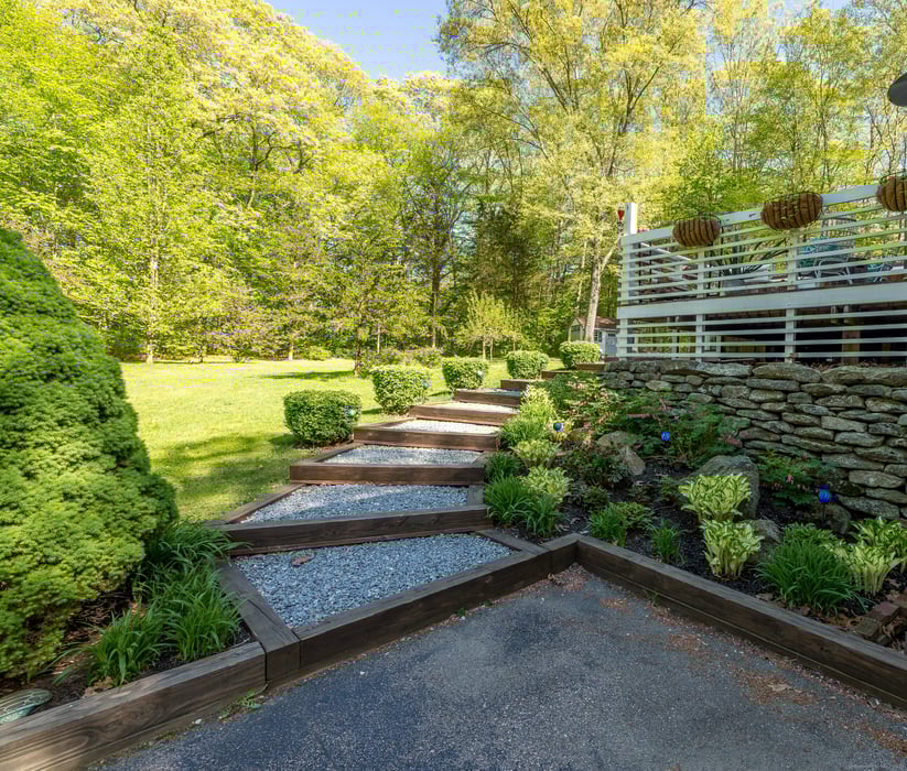 24 Tanglewood Drive Photo 2