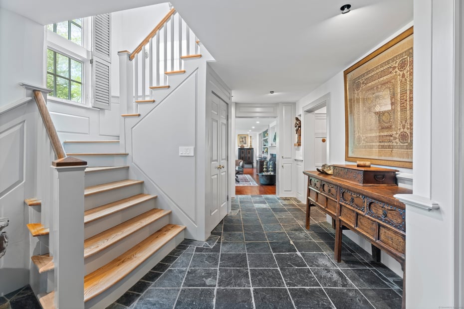 38 Three Bridges Road Photo 14