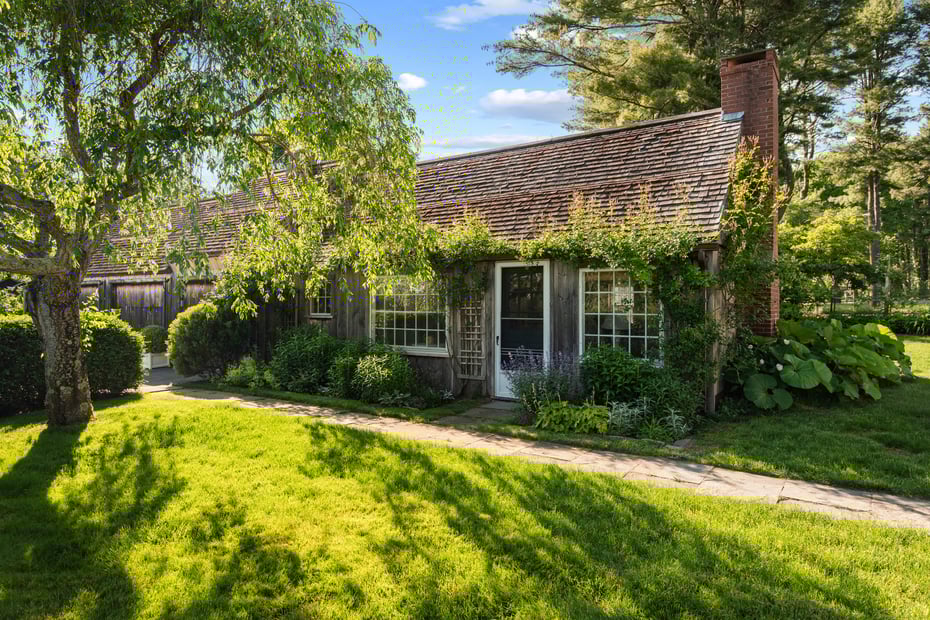 53-1 Selden Road Road Photo 19