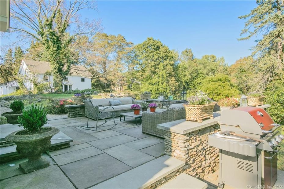 521 State Street Photo 2