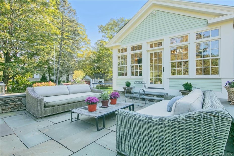521 State Street Photo 3