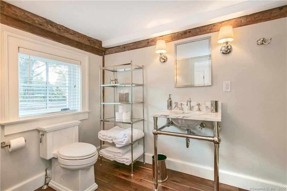 521 State Street Photo 36