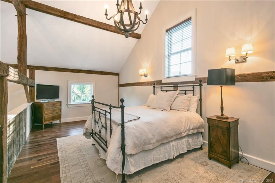 521 State Street Photo 37