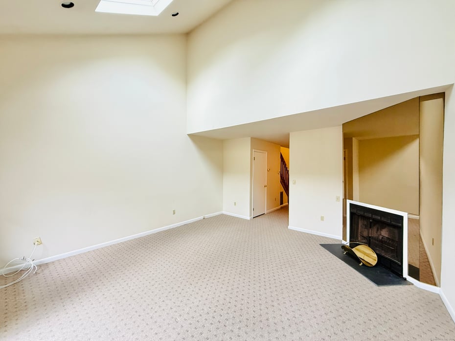 2437 Bedford Street  #C19 Photo 6