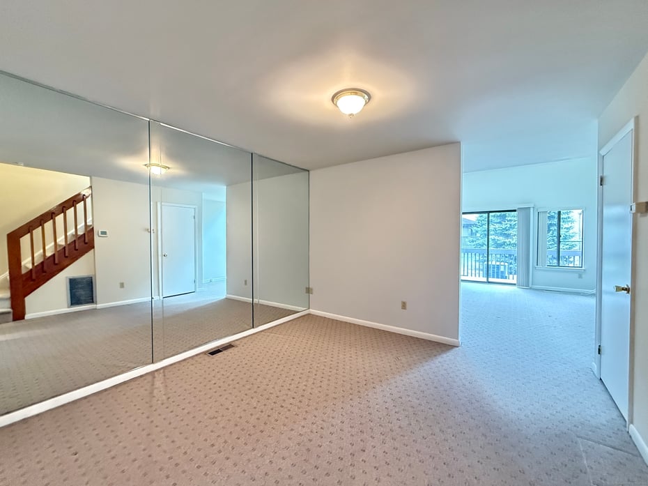 2437 Bedford Street  #C19 Photo 7