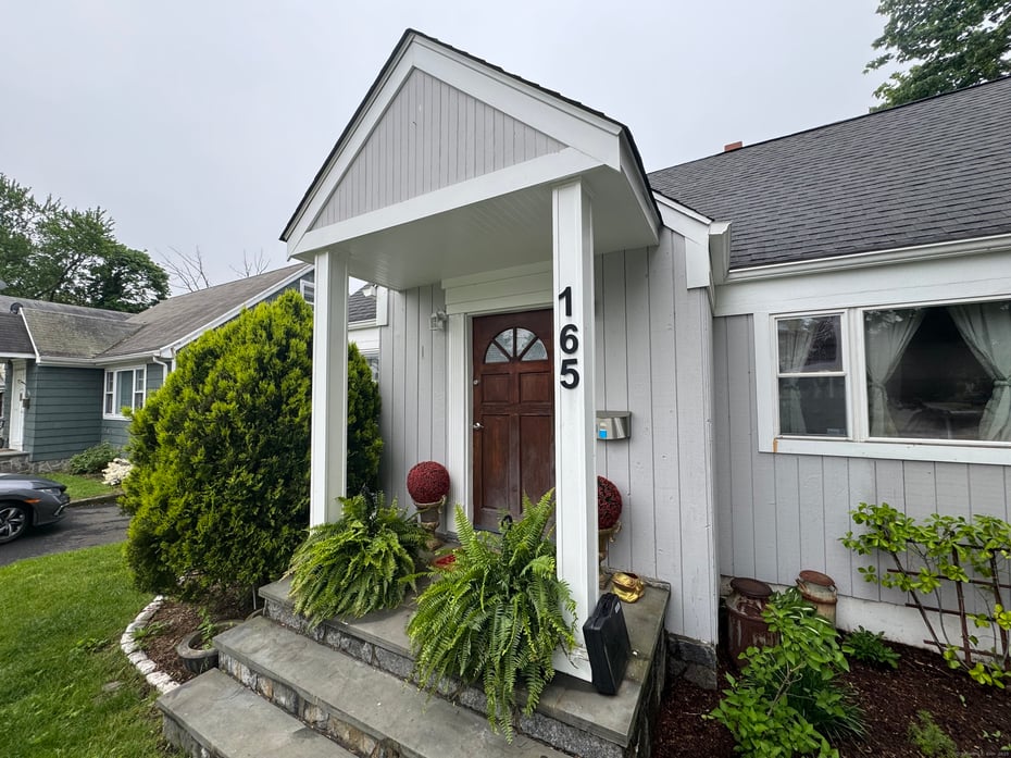 165 Greenfield Drive Photo 2