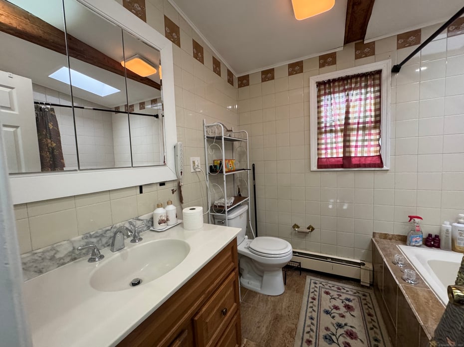 165 Greenfield Drive Photo 26