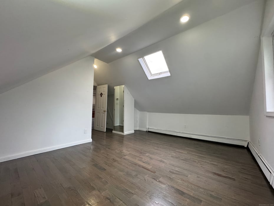 165 Greenfield Drive Photo 30