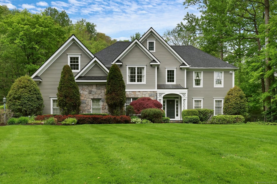 10 Misty Brook Lane Photo 1