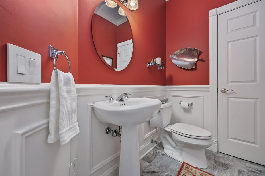 10 Misty Brook Lane Photo 11