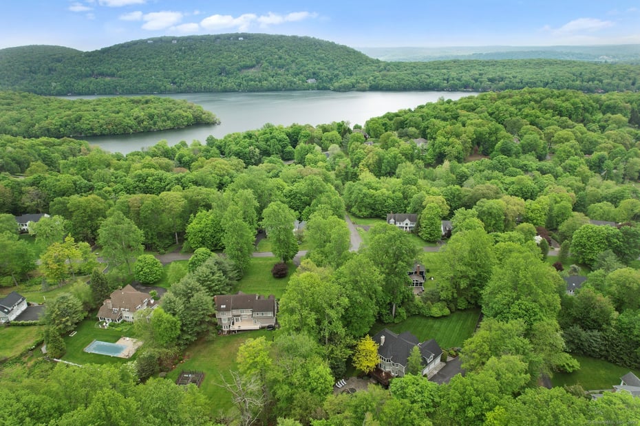 10 Misty Brook Lane Photo 30