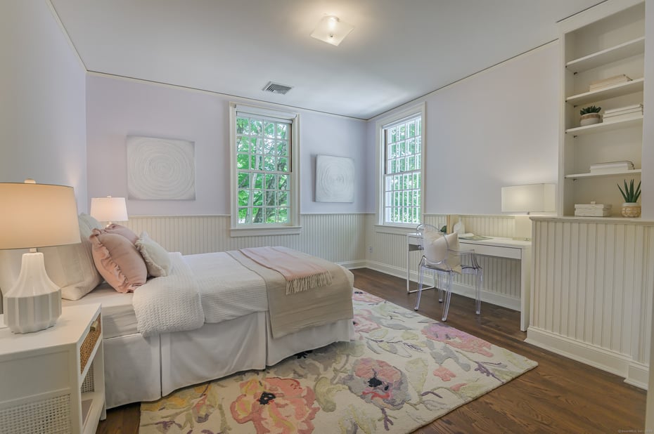 379 Hurlbutt Street Photo 21