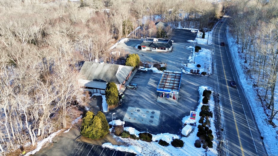 226 Norwich Westerly Road Photo 4