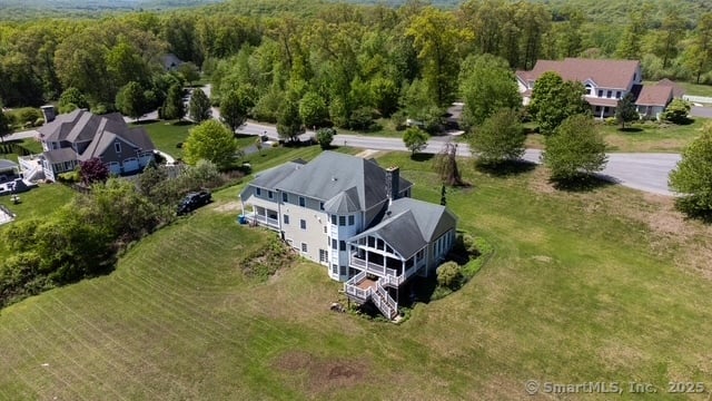 84 Mustang Drive Photo 3