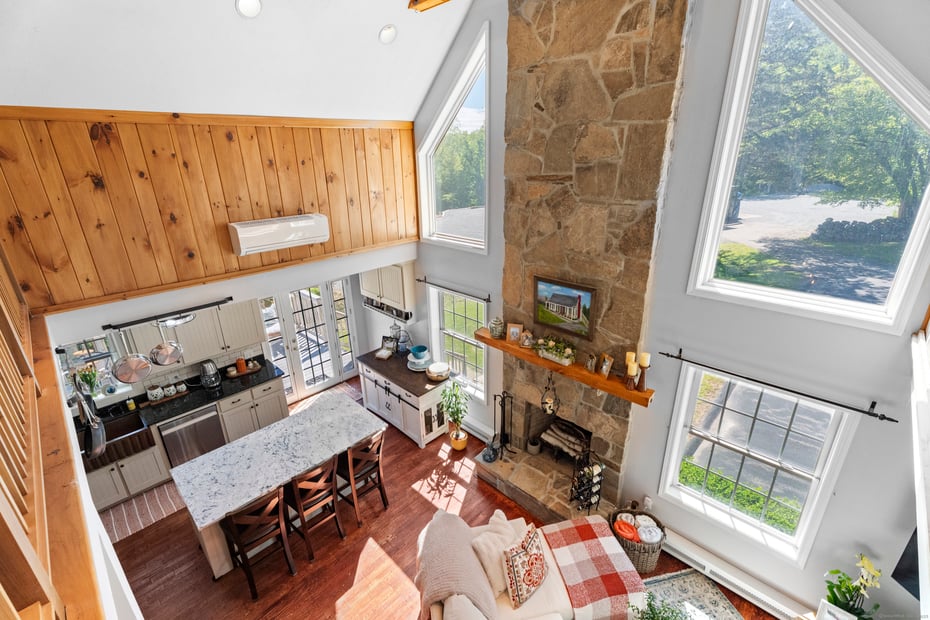 80 Walker Road Photo 9