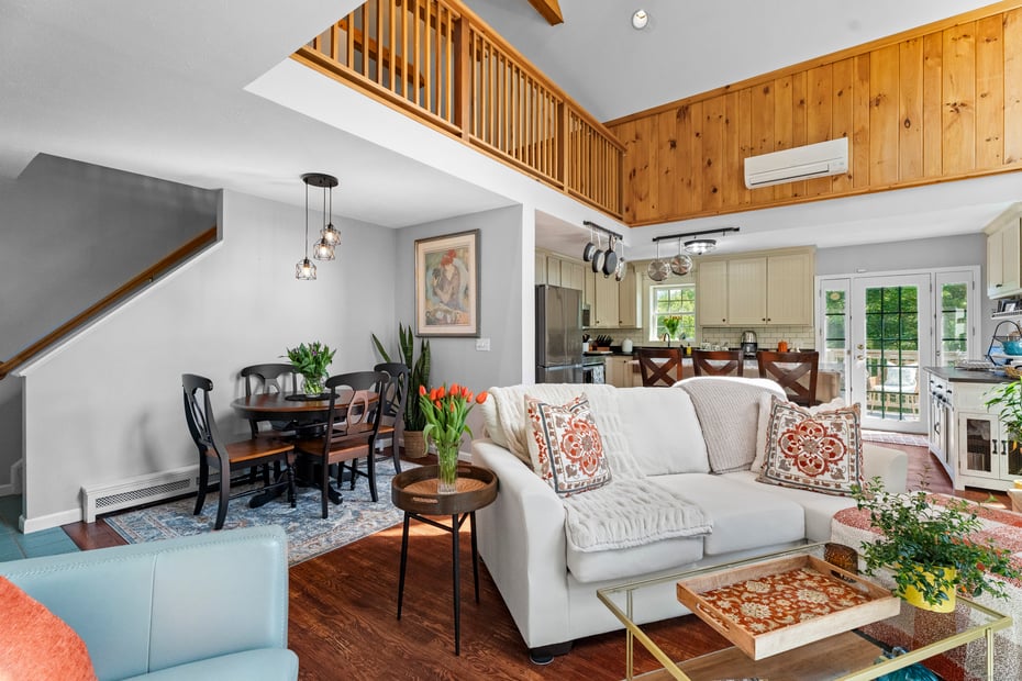80 Walker Road Photo 11