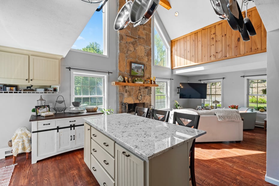 80 Walker Road Photo 16