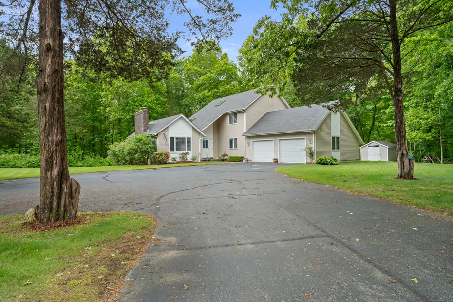 21 Corrina Lane Photo 2