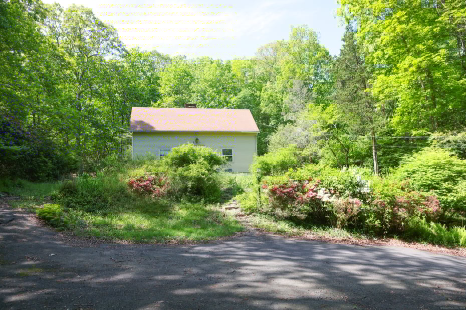 134 Meadow Woods Road Photo 4