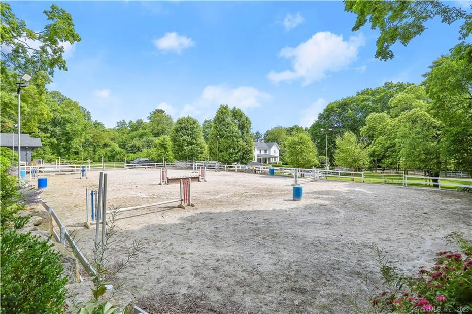 141 West Norwalk Road Photo 38