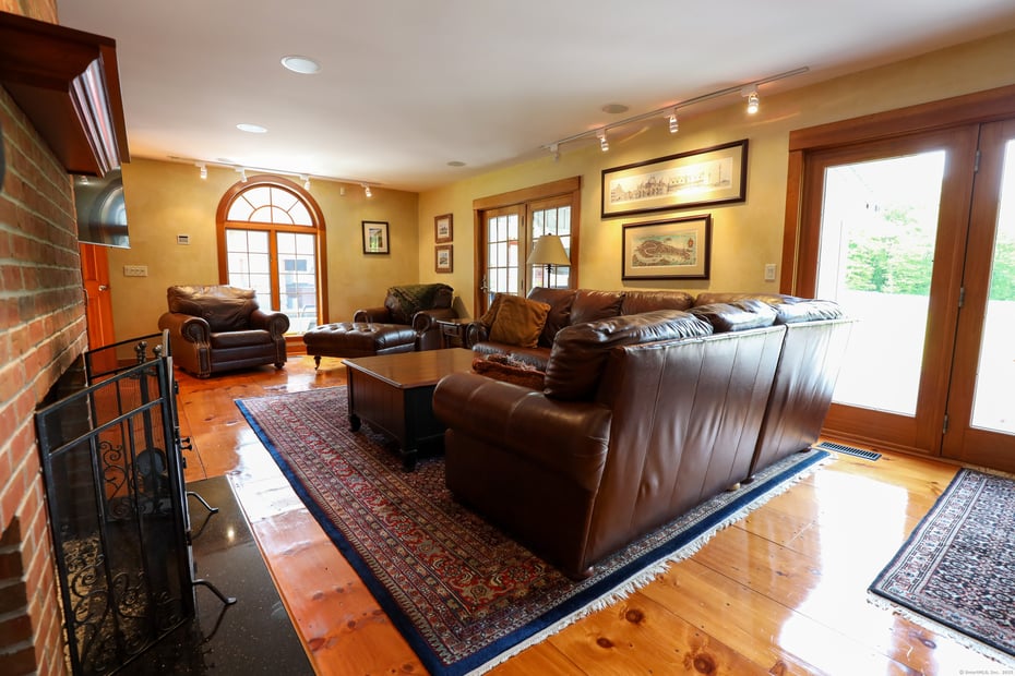 289 Woodchuck Lane Photo 10
