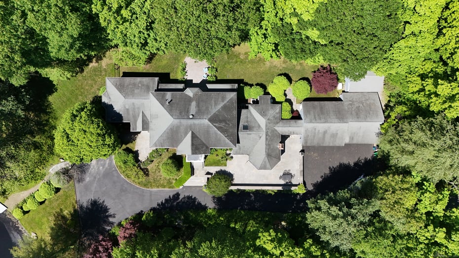 8 Hollow Oak Road Photo 5